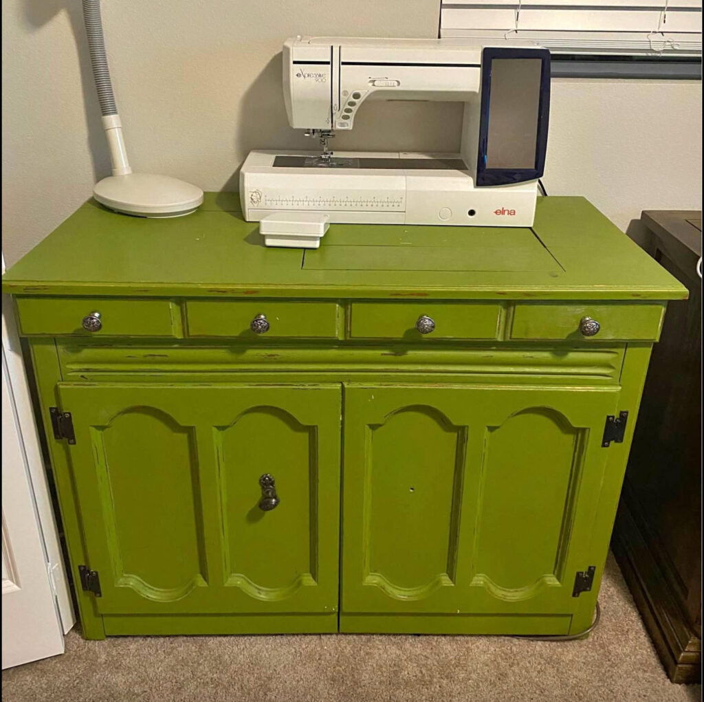 Sewing desk